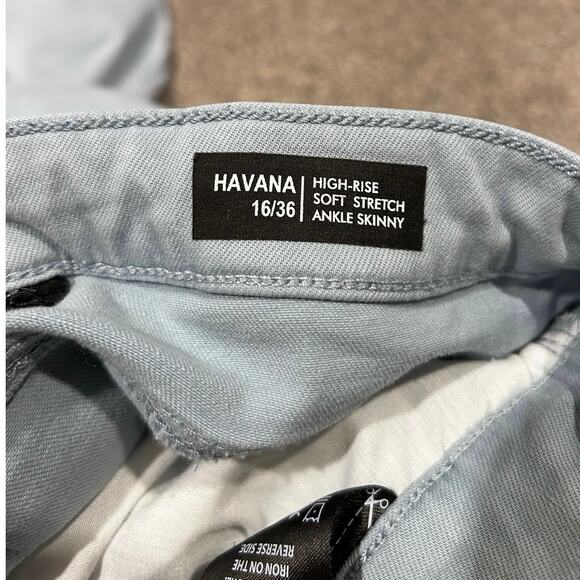 Buffalo David Bitton Ladies’ Light Wash Ankle Length Skinny Pant - Size 16/36 - Picture 5 of 5